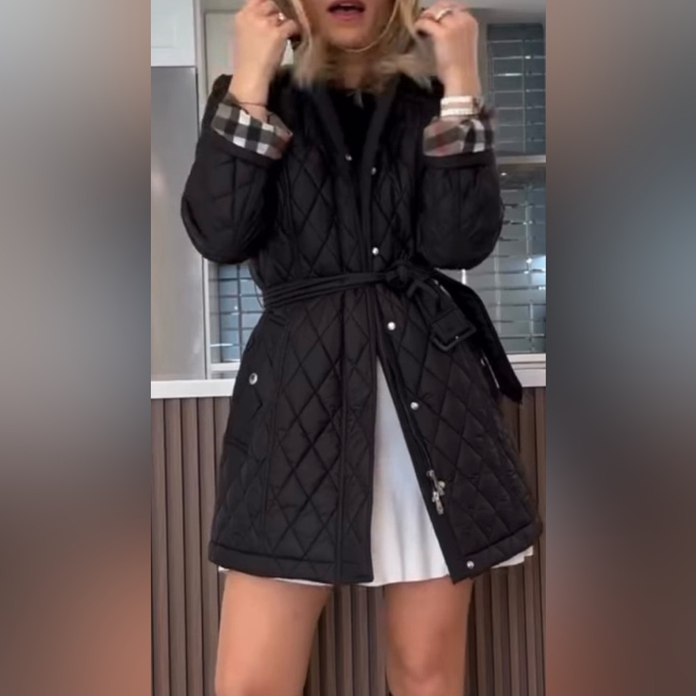 Burberry Quilted  Coat with removable hood NWT